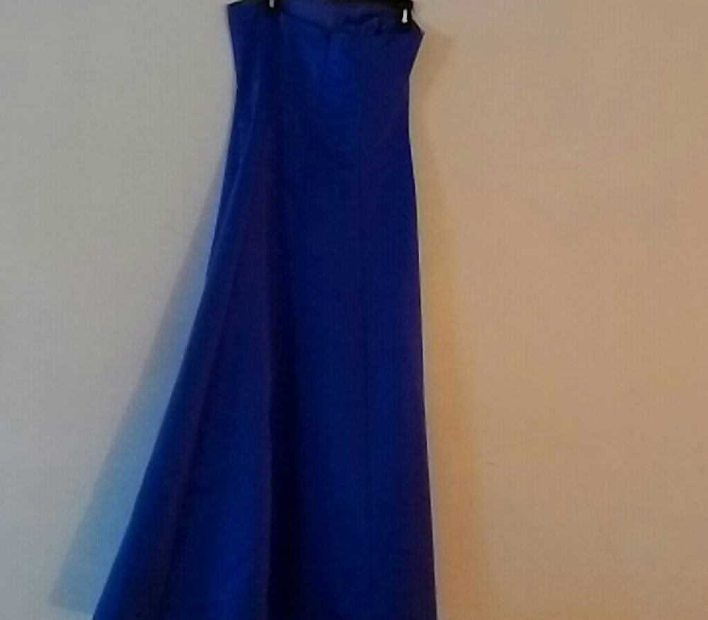 Cachet Gown